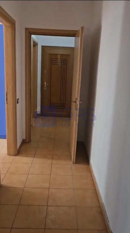 Apartament 2+1 për qira te 21 Dhjetori