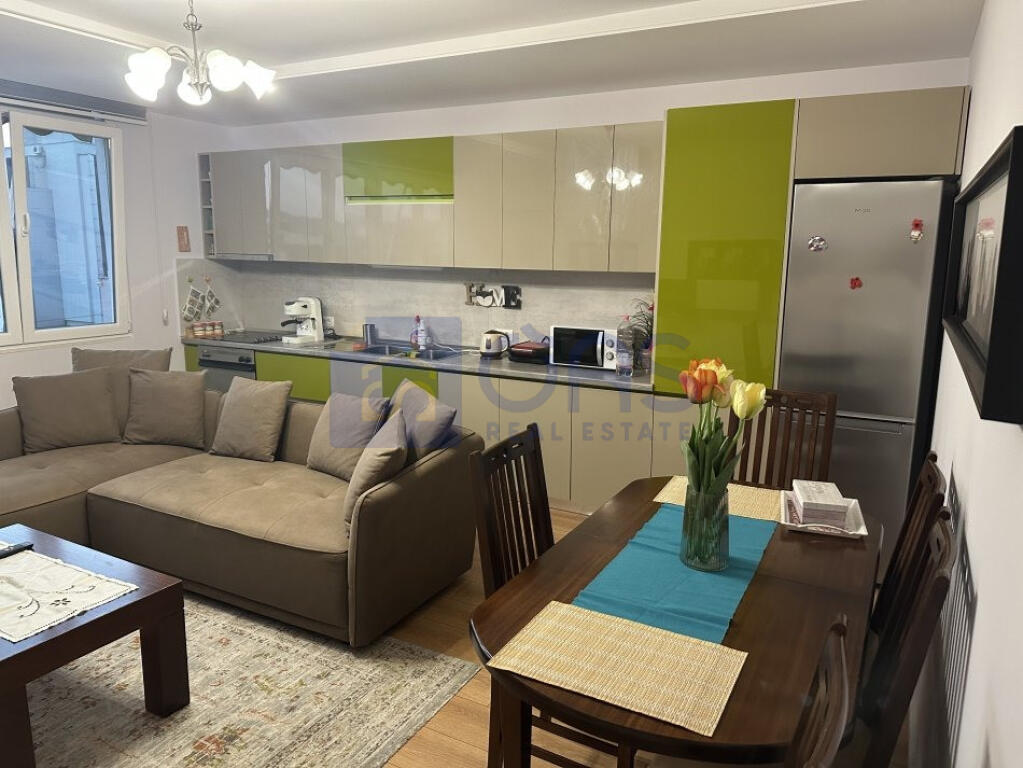 Apartament 2+1 për qira në Brryl