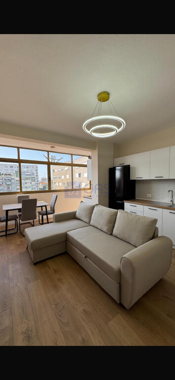 Apartament 2+1 për qira te 21 Dhjetori