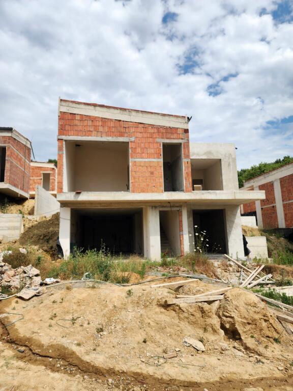 IN VENDITA: VILLA a 📍Mullet (Res. Green Field) Sup: 203m² &amp; 386m² Terreno (5 Stanze Totali)