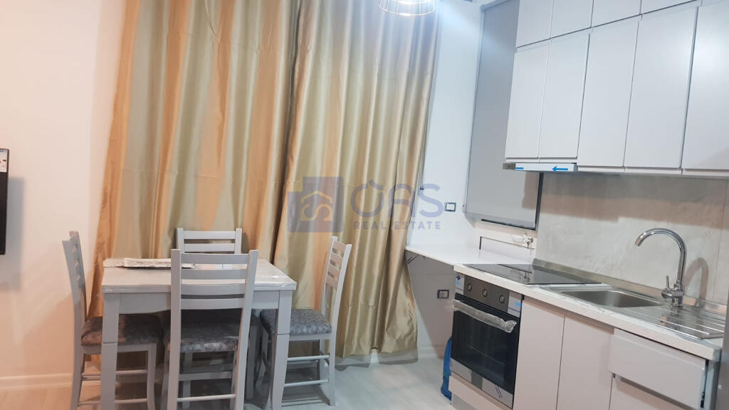 Apartment 1+1 for rent at Komuna e Parisit