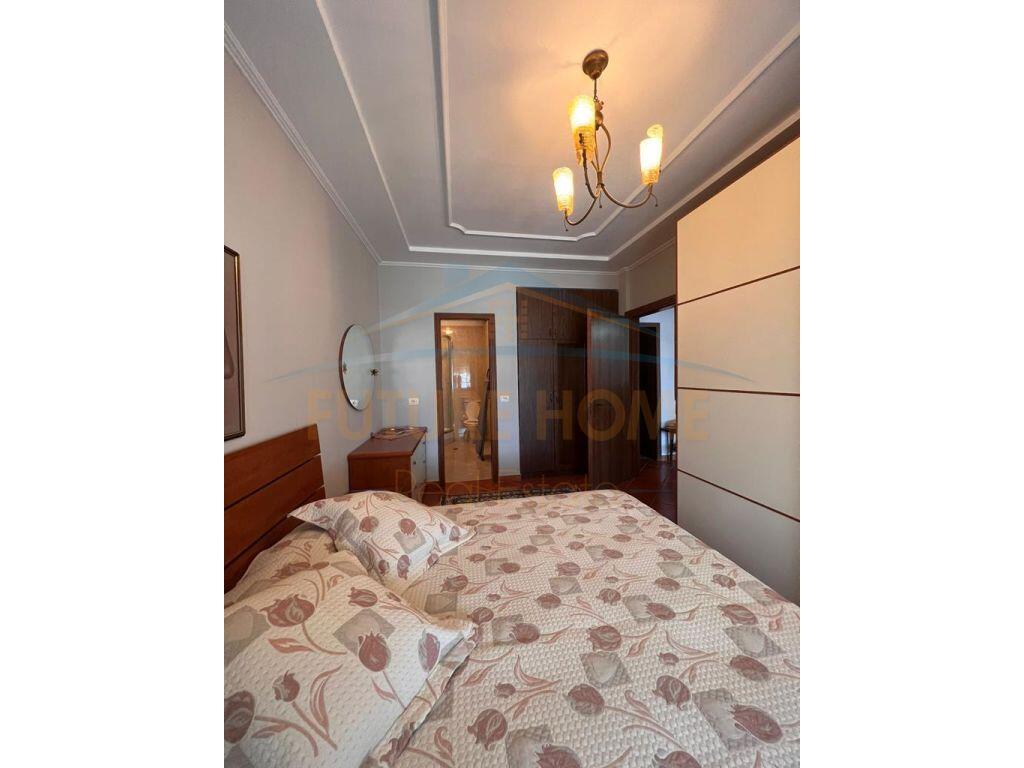 Qera apartament 2+1+2, 21 dhjetori (jepet edhe për Airbnb)