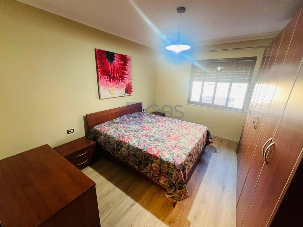 Apartment 2+1 for rent at Komuna e Parisit.