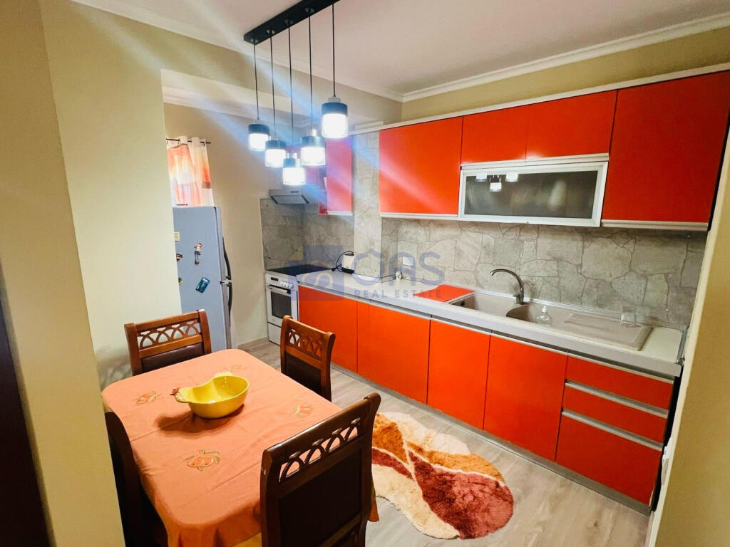 Apartment 2+1 for rent at Komuna e Parisit.