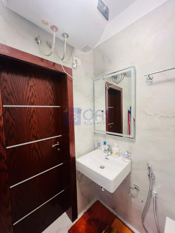 Apartment 2+1 for rent at Komuna e Parisit.