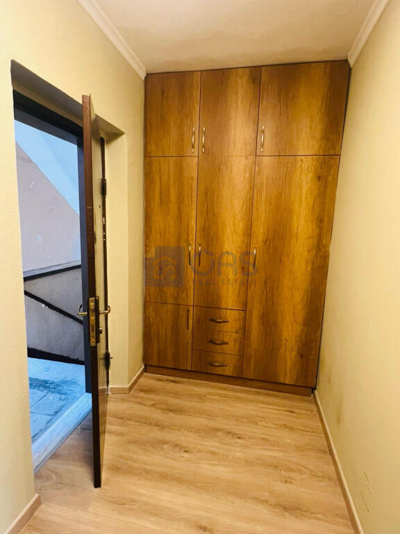 Apartment 2+1 for rent at Komuna e Parisit.