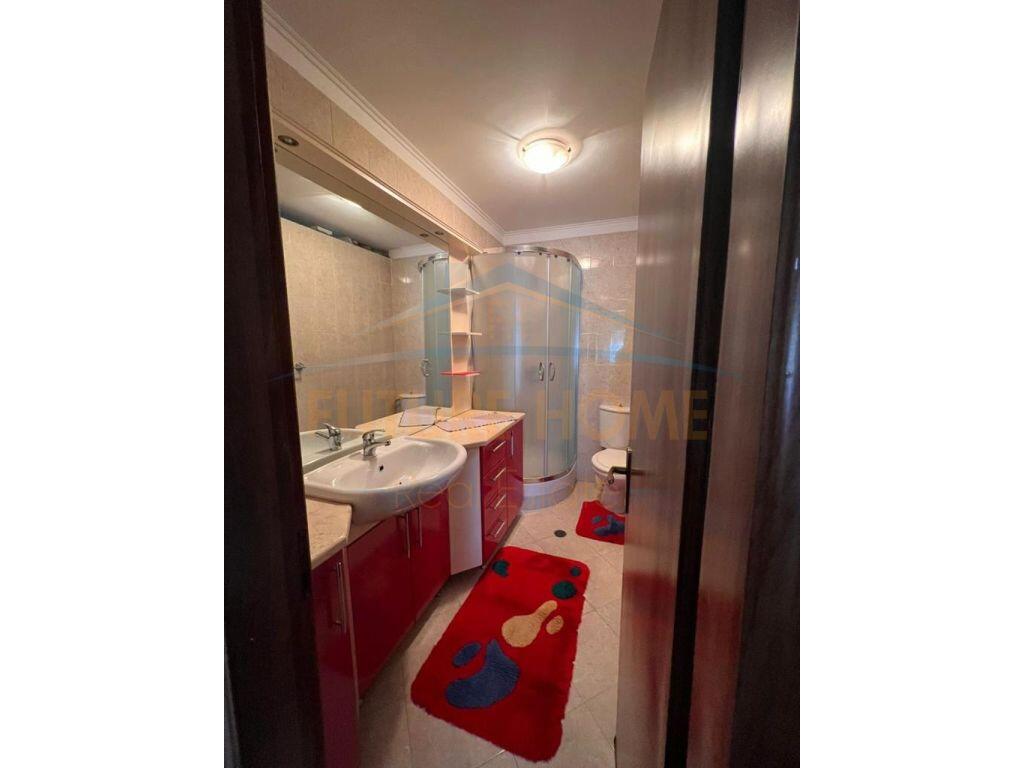 Qera apartament 2+1+2, 21 dhjetori (jepet edhe për Airbnb)