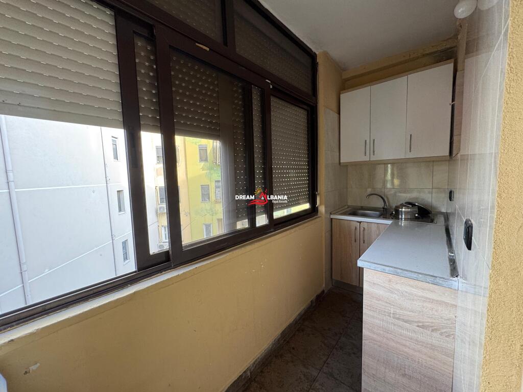 Apartament me qera 1+1 tek Stadiumi Dinamo, ne Tirane (ID 4219436)