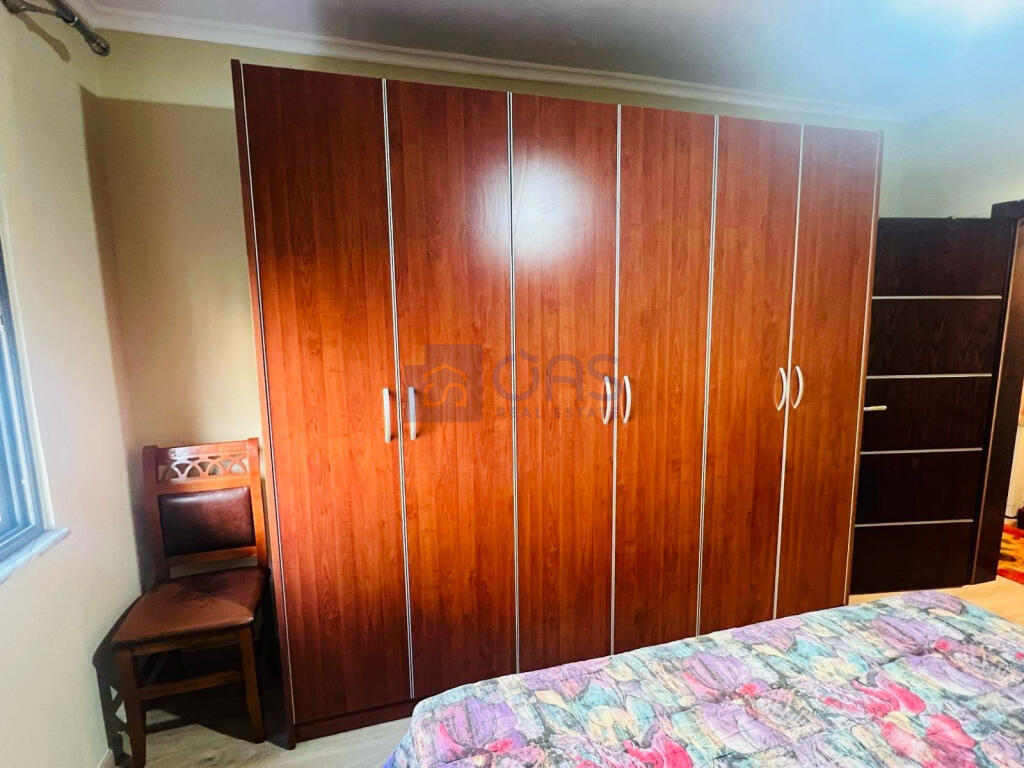 Apartment 2+1 for rent at Komuna e Parisit.