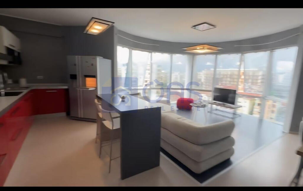 Apartament 2+1 për qira tek Komuna e Parisit