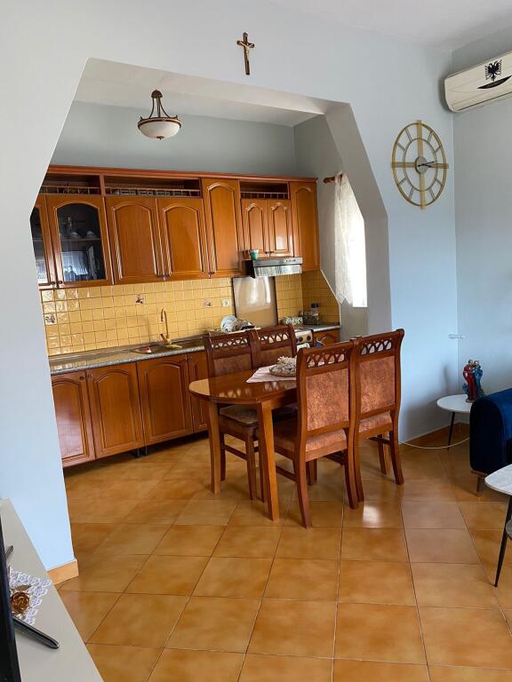 VENDITA CASA A 2 PIANI A KAMEZ