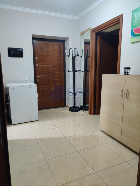 Apartment 2+1 for rent on Rruga e Durresit.