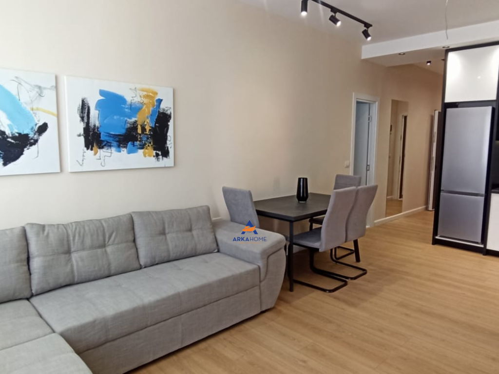 SHITET APARTAMENT 2+1+BALLKON "RRUGA DRITAN HOXHA, LAPRAKE"