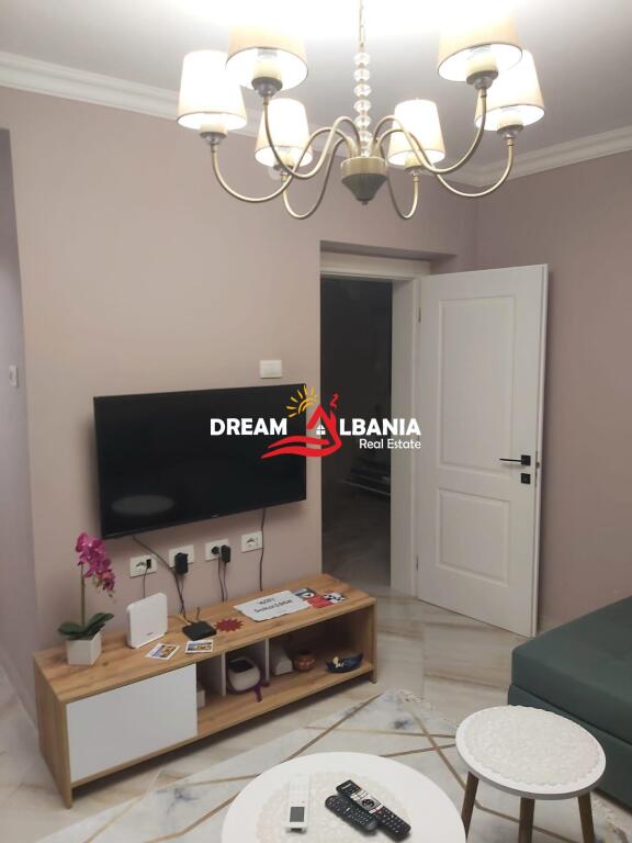 1+1 apartment for rent on Rruga e Elbasanit near Osman Myderizi school (ID 4219437).