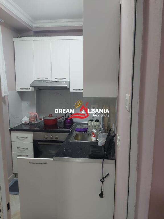 1+1 apartment for rent on Rruga e Elbasanit near Osman Myderizi school (ID 4219437).