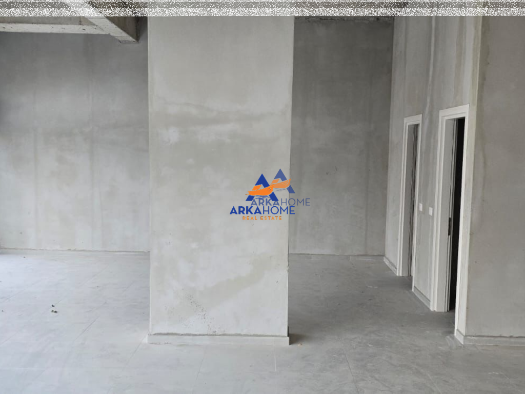 AFFITTASI UNITA' COMMERCIALE 127M2 PRESSO "RIVER RESIDENCE ASTIR".