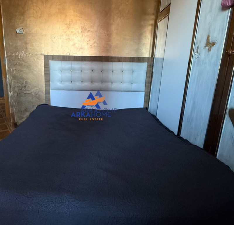 SHITET APARTAMENT 2+1+2 BALLKONE, "RRUGA FERIT XHAJKO".