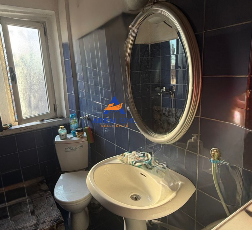 SHITET APARTAMENT 2+1+2 BALLKONE, "RRUGA FERIT XHAJKO".