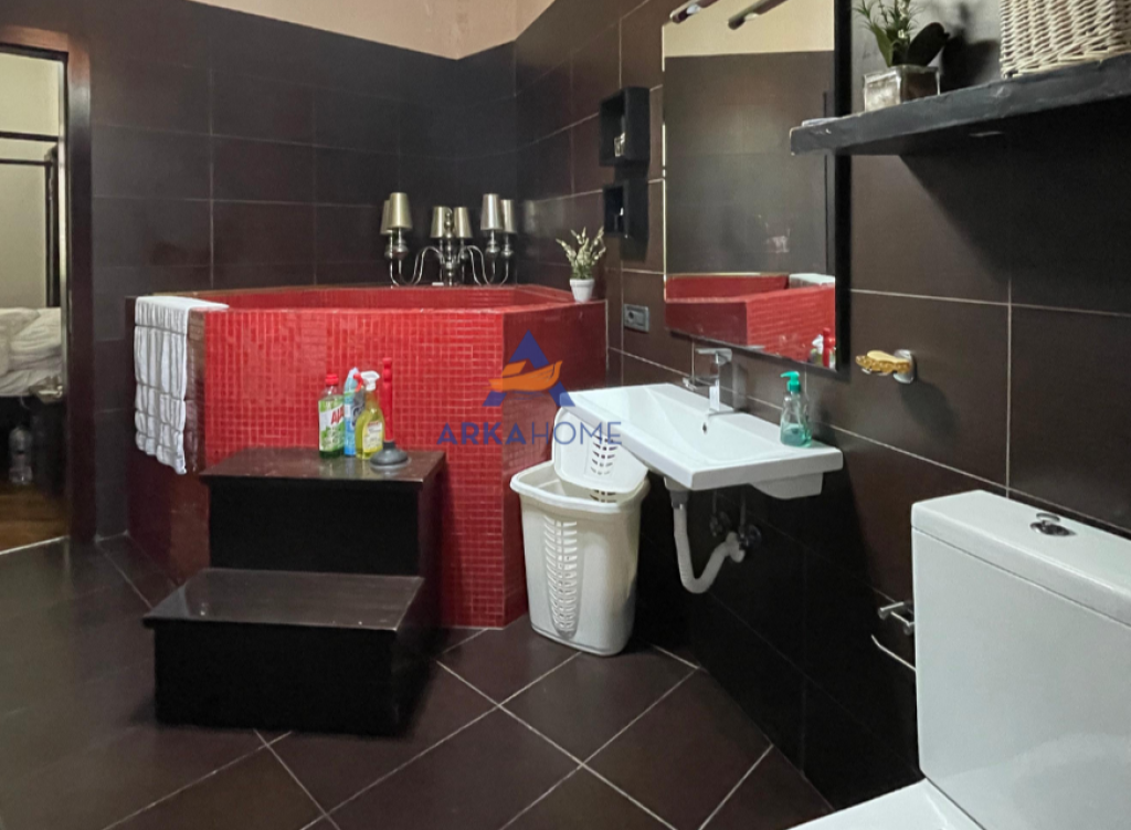 APPARTAMENTO IN AFFITTO 2+1+BALCONE