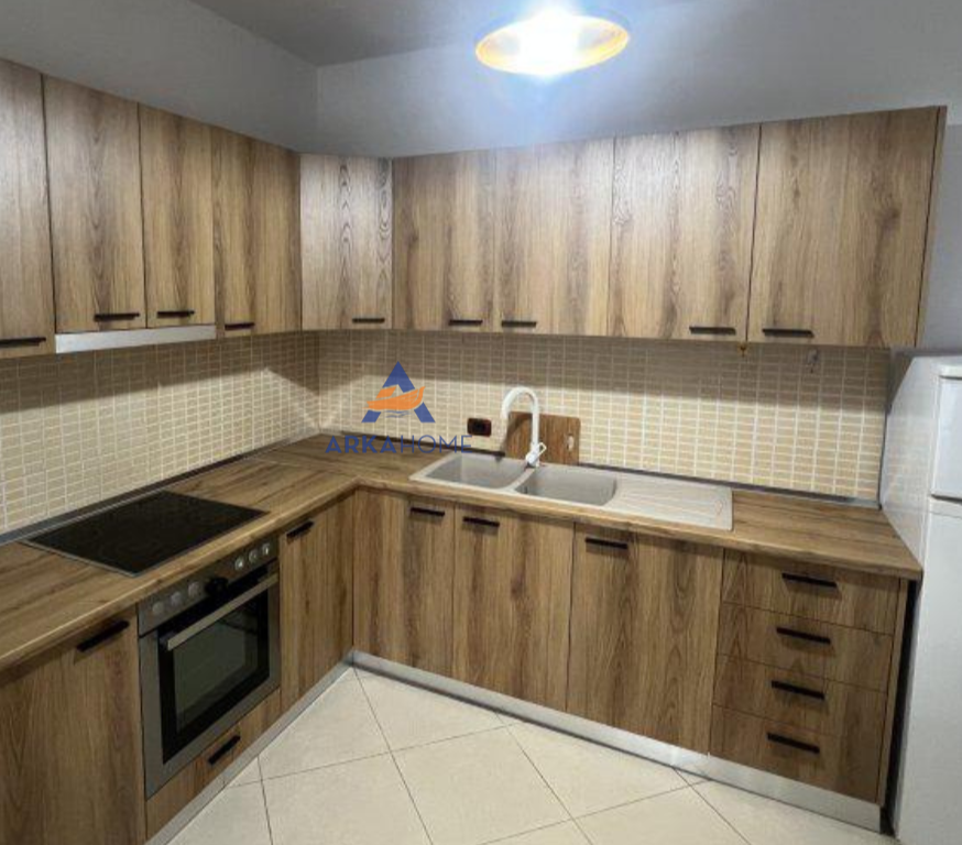 APARTMENT FOR RENT 90M2, LONI LIGORI STREET, UNAZA E RE.