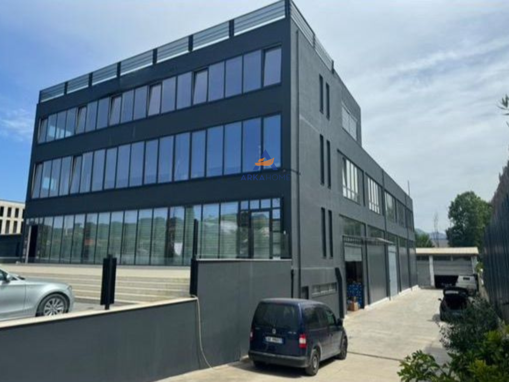 AFFITTASI MAGAZZINO 3500M2 "YRSHEK KASHAR".