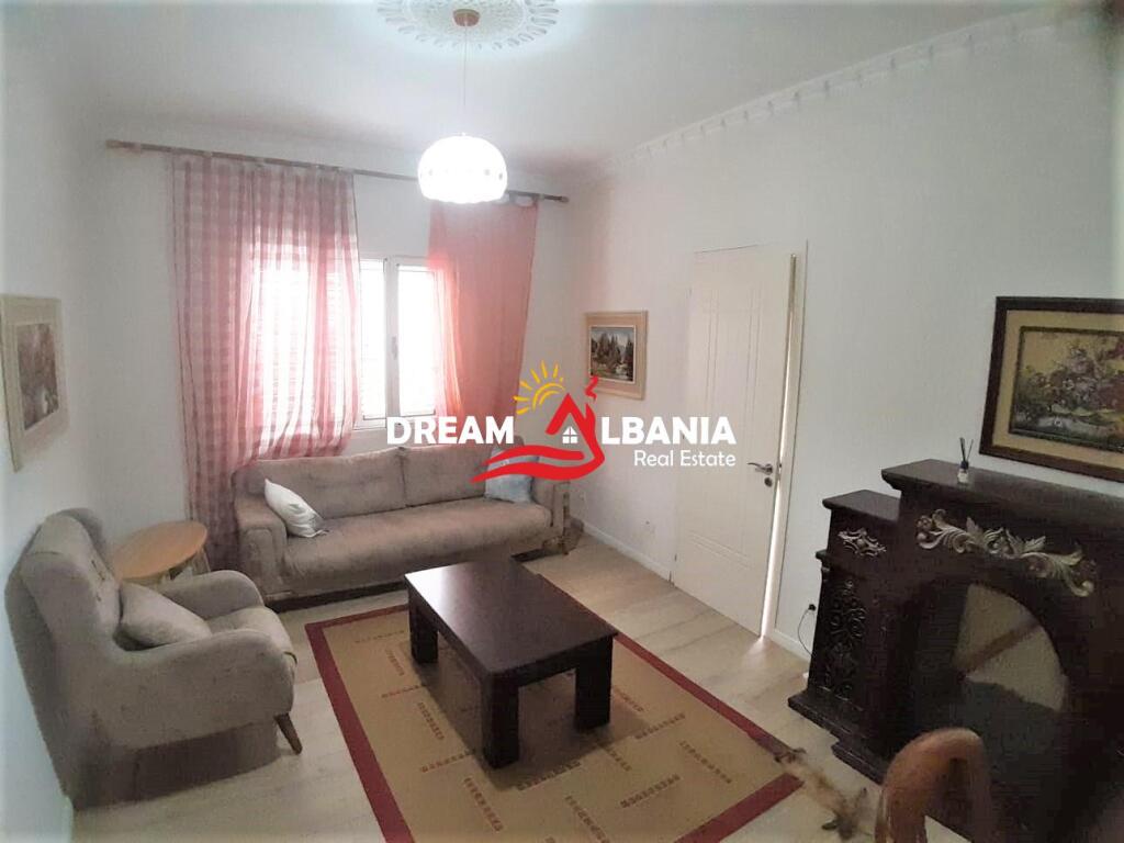 2+1 apartment for rent on Kavaja Street near the Catholic Church in Tirana (ID 42214310)