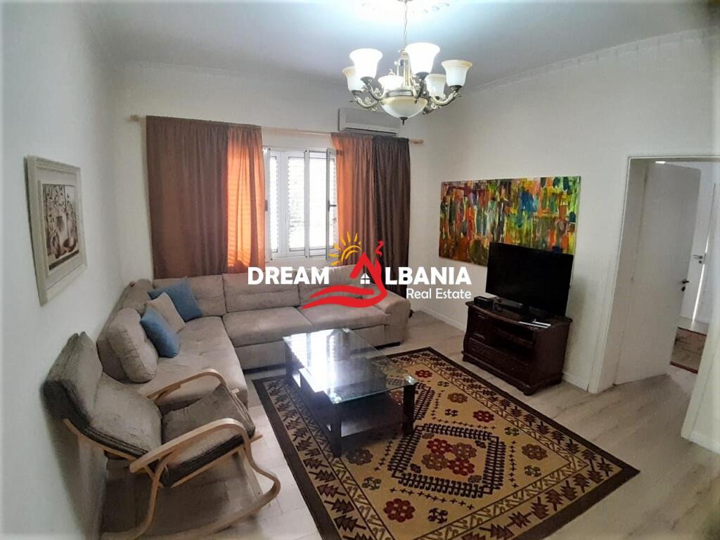 2+1 apartment for rent on Kavaja Street near the Catholic Church in Tirana (ID 42214310)