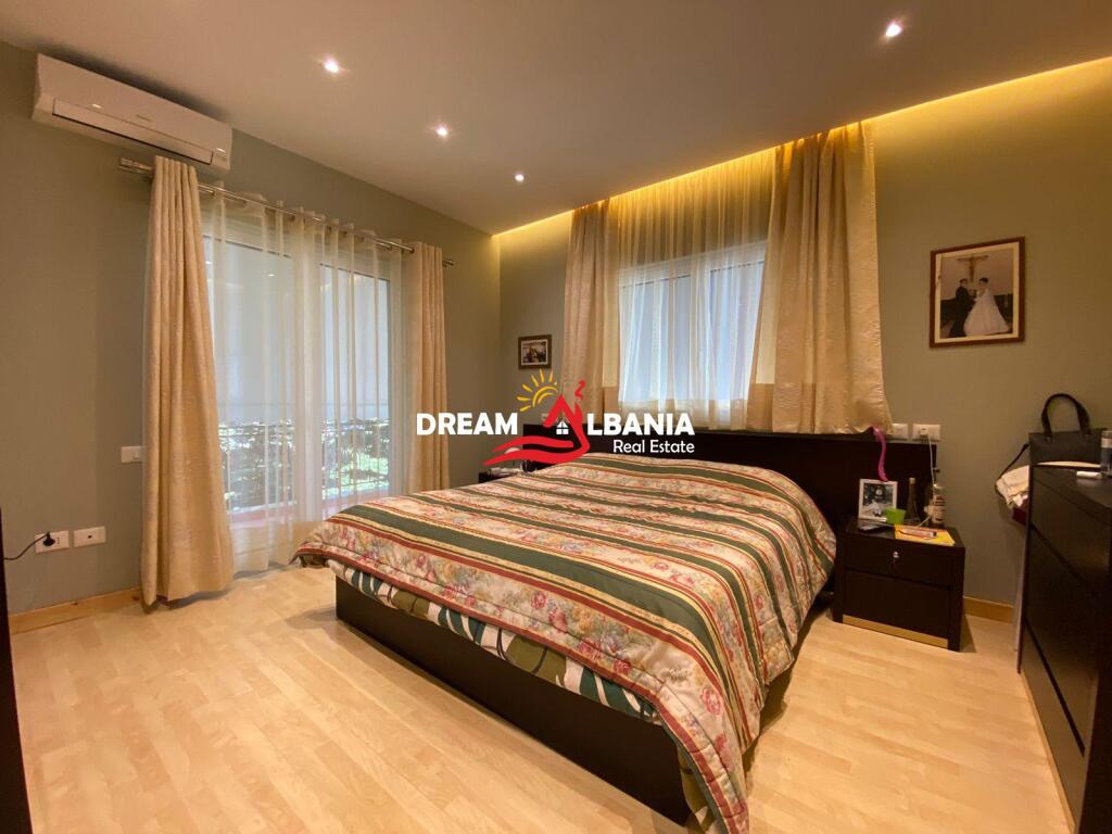 Super villa di 3 piani in affitto in Via Elbasan nelle Ville Americane (ID 4251259).