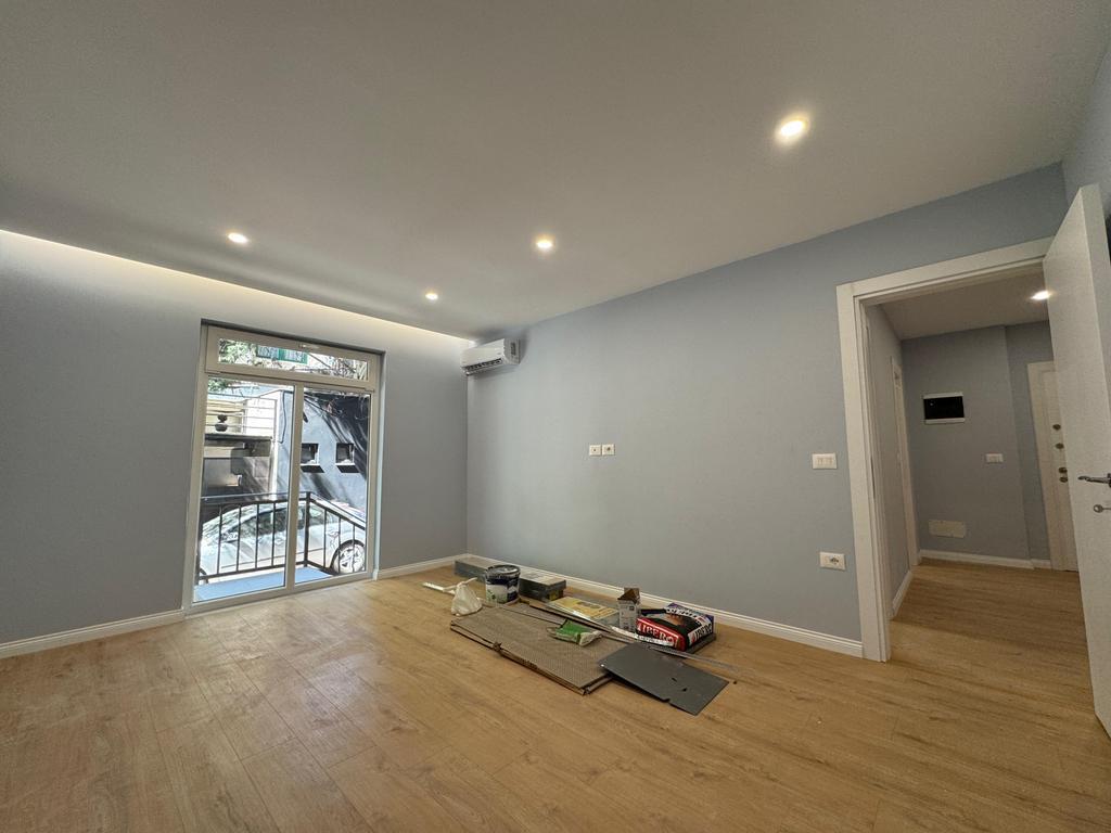 Shitet, Apartament 1+1 dhe Garsoniere