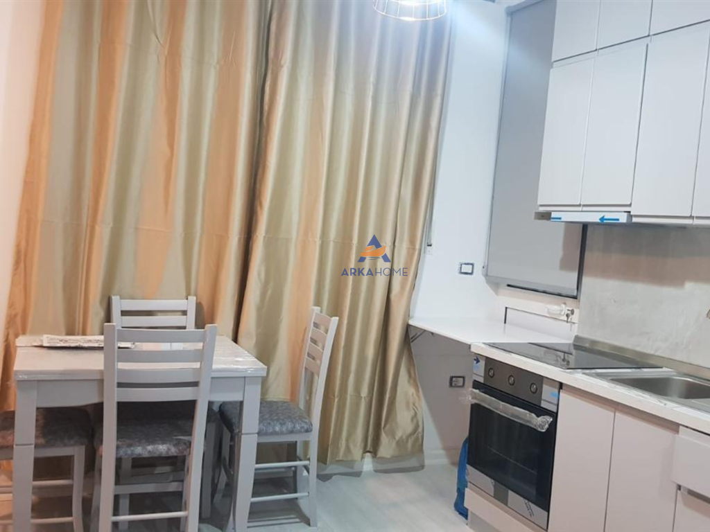 APARTMENT FOR RENT 1+1+BALCON "OPPOSITE KIKA 2, PARIS COMMUNE" 650 EURO.