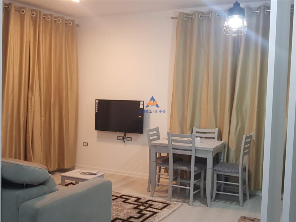 APARTMENT FOR RENT 1+1+BALCON "OPPOSITE KIKA 2, PARIS COMMUNE" 650 EURO.