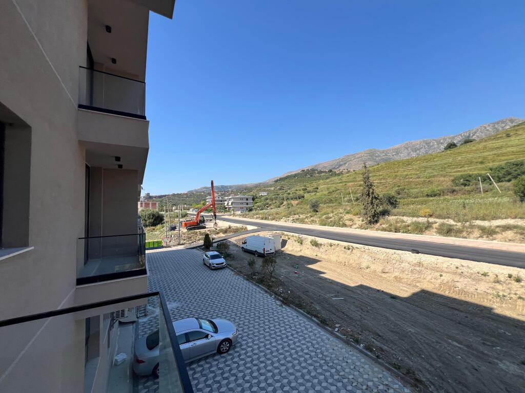 Apartament për shitje në Radhimë