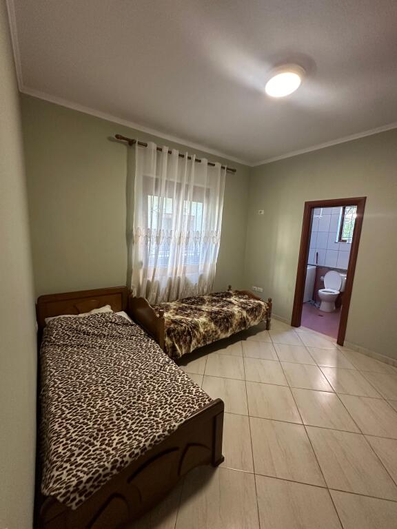 Apartment 1+1 for rent, private house on Jordan Misja St.