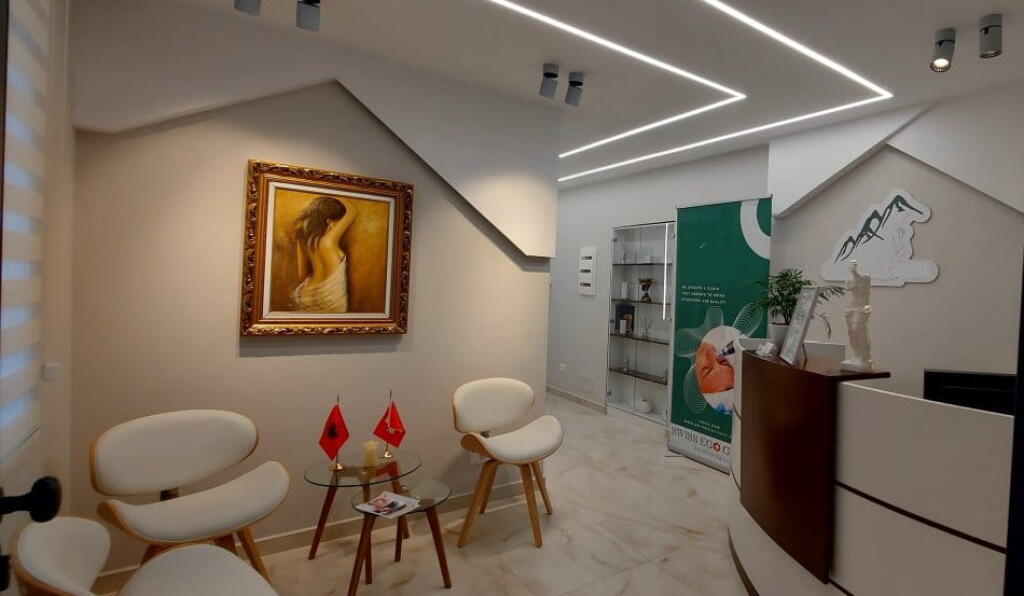 Clinica Dermatologica in affitto in Via Fortuzi (ID BZ2643) Tirana.