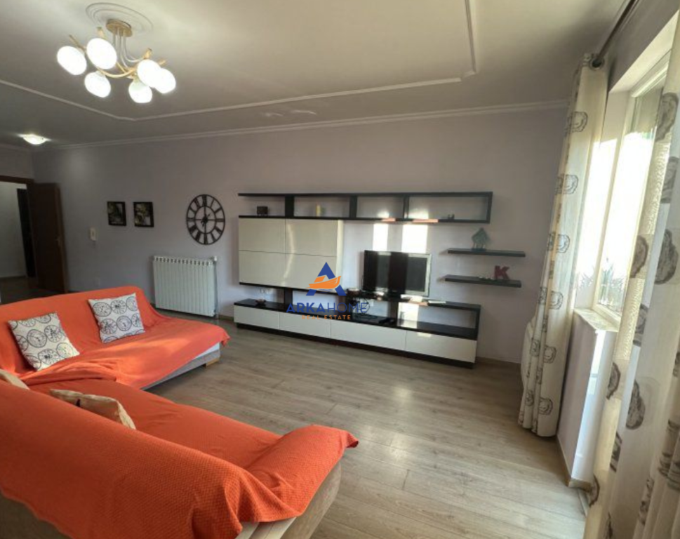 APPARTAMENTO IN AFFITTO 2+1+BALCONE "VICINO ALLA MOSCHEA DI TABAKAVE" 650 EURO.