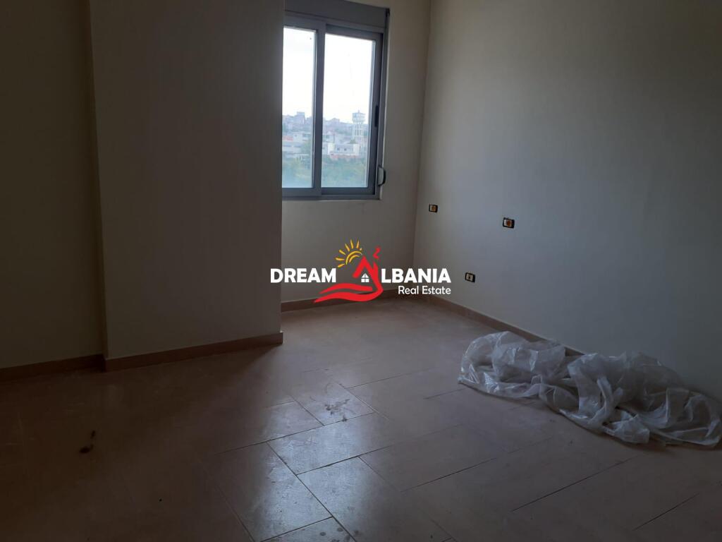 Appartamento 2+1 in vendita a Tufina vicino alla Scuola “Vellazerimi” a Tirana (ID 41211059)