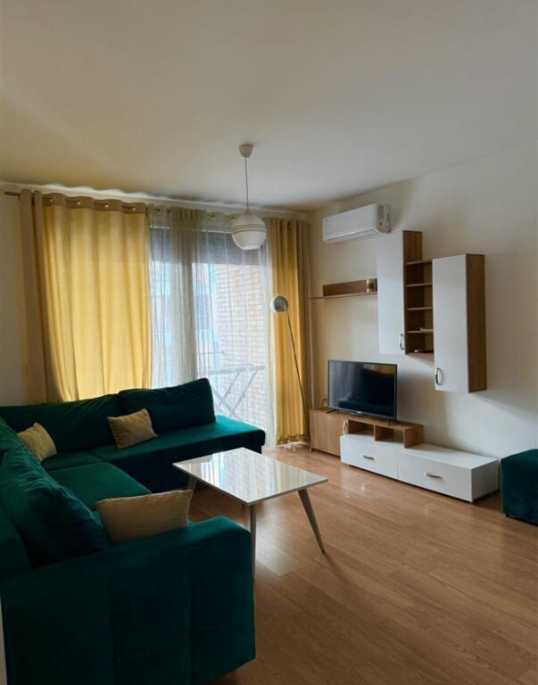 Apartament luksoz 2+1+2 me qera Fiori di bosko (750Euro)
