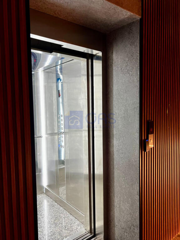 Apartment 2+1 for rent at Rruga Riza Cerova