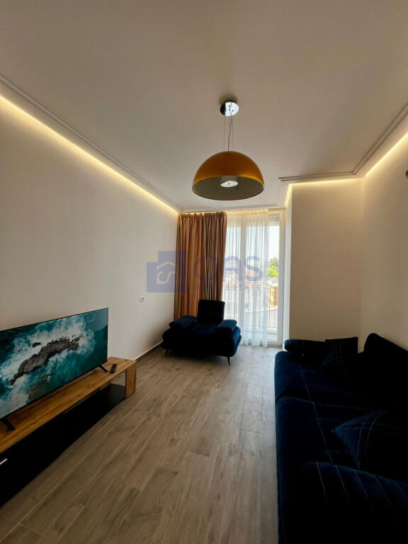 Apartment 2+1 for rent at Rruga Riza Cerova