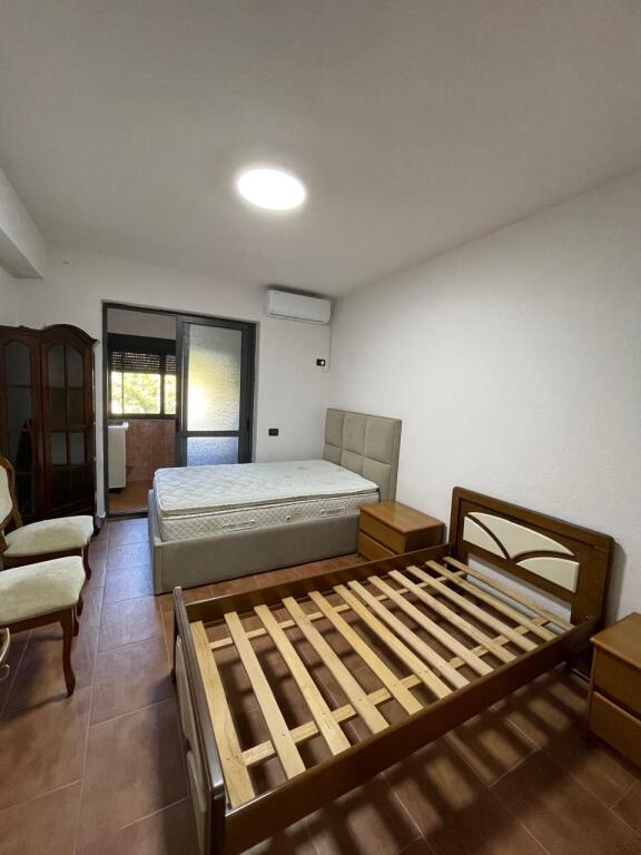 Affittasi appartamento 1+1 a 21 Dhjetori