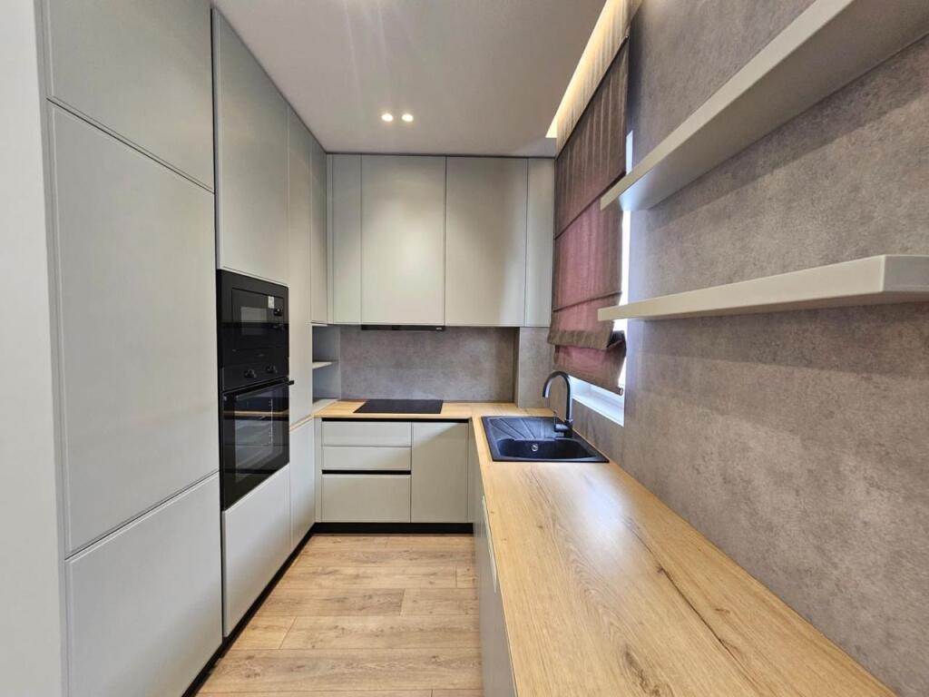 3+1,luxury furnished,at the botanical garden,1350