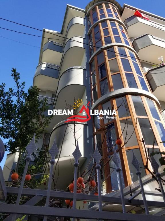 Super 5-storey Villa for sale in Selite near Marin Barleti school in Tirana (ID 4151156)