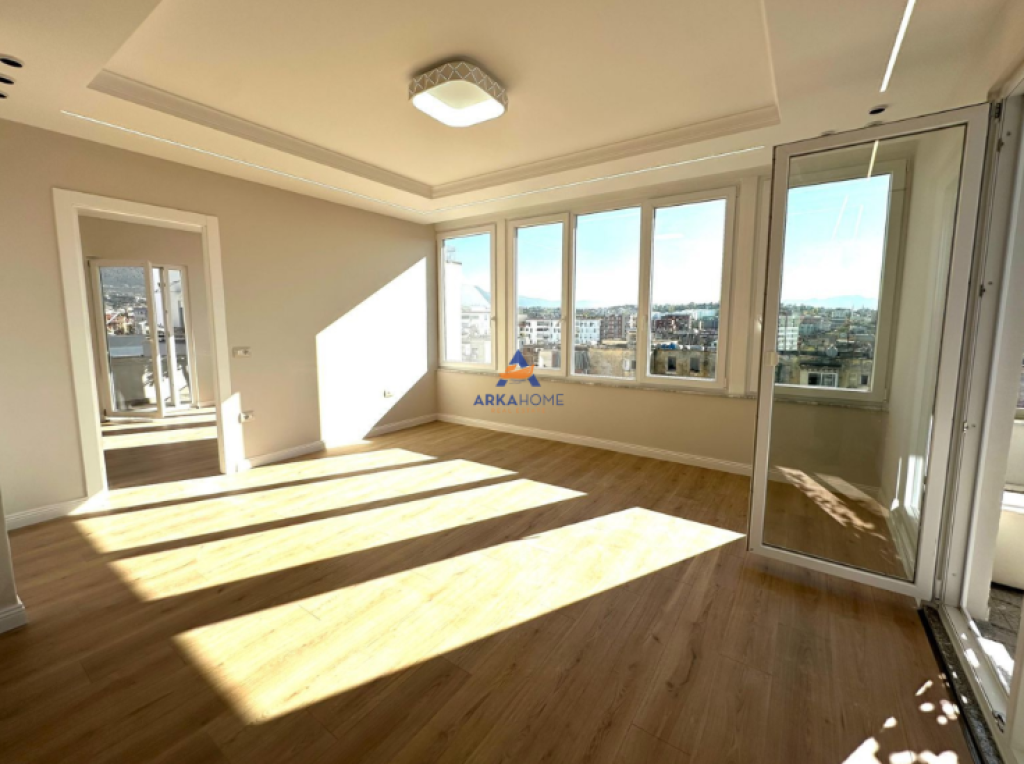 SHITET APARTAMENT 3+1+2BALLKONE "PRANE XHAMLLIKUT" 260.000 EURO.