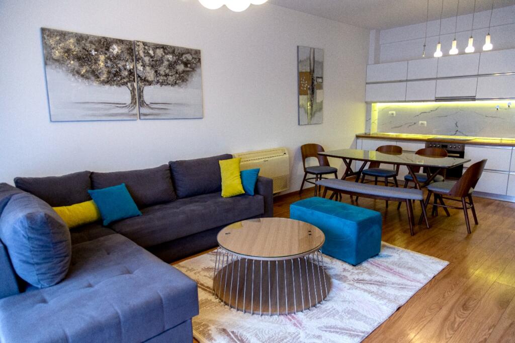 📢 Appartamento 2+1 in affitto nel Complesso “Green City”, Astir! 🏡
