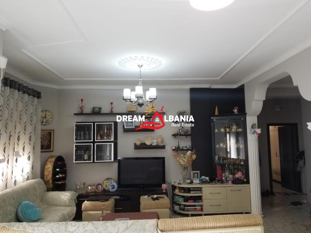 Super 5-storey Villa for sale in Selite near Marin Barleti school in Tirana (ID 4151156)