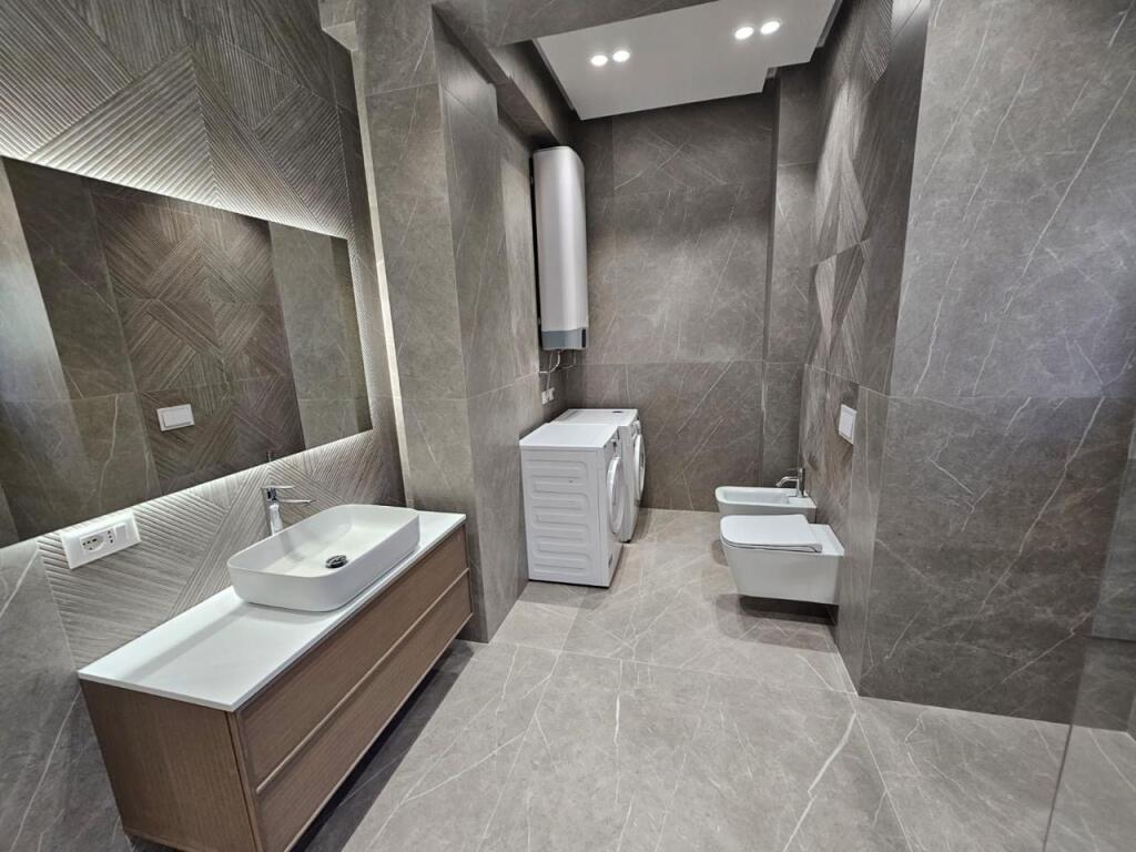 3+1,luxury furnished,at the botanical garden,1350
