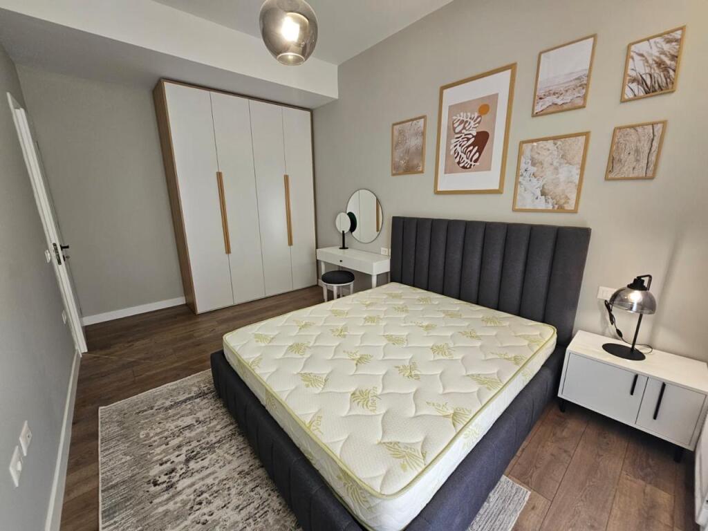 3+1,luxury furnished,at the botanical garden,1350