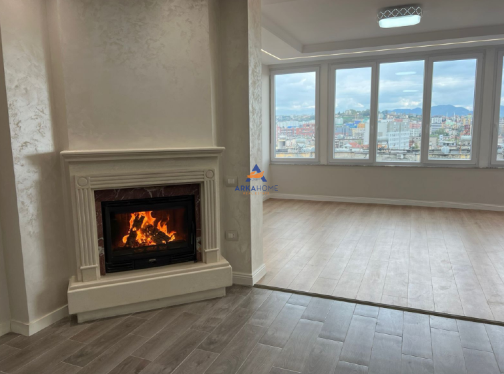 SHITET APARTAMENT 3+1+2BALLKONE "PRANE XHAMLLIKUT" 260.000 EURO.