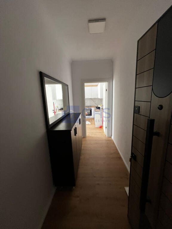 Jepet me qera apartament 2+1 ne Kamez rrethi i Ullirit