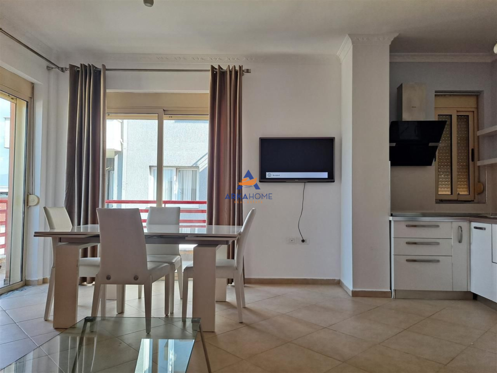 JEPET ME QERA APARTAMENT 2+1+BALLKON "TE LIQENI I THATE" 1000 EURO (I PERFSHIR PARKIMI).